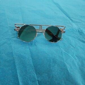 Stylish Esqape Blue/Green Sunglasses